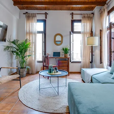 Apartment Monk